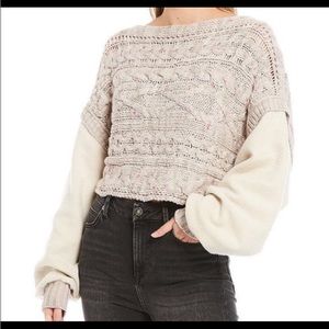 NWT FREE PEOPLE SWEATER SIZE XS